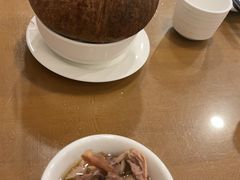 天麻乳鸽椰子炖汤-大唐靓汤江门私房菜(景田店)