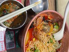 -成都你六姐·牛肉冒菜(城市集市合生汇店)