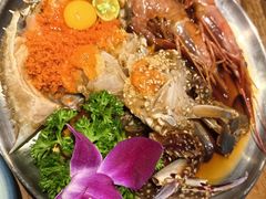 -明洞阿姨·韩式酱蟹烤肉·创意料理(三元桥店)