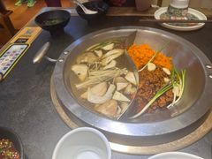 -沸炉重庆老火锅(军事博物馆店)