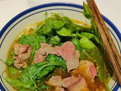 -窄巷口生烫牛肉米线(客村店)