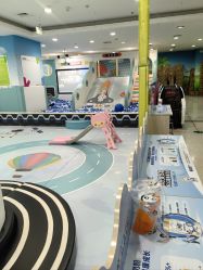 -孩子王童乐园(唐山万达广场店)