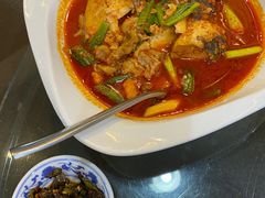 酸辣鱼-瑞丰园庭院餐厅·白族传统家常菜
