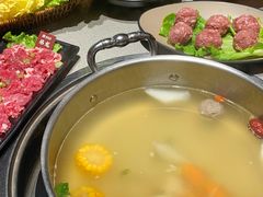 -四点金粥底火锅(沂州里店)