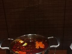 -独食火锅·半米屋台(直营总店)