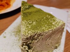 -必胜客(新中纬店)
