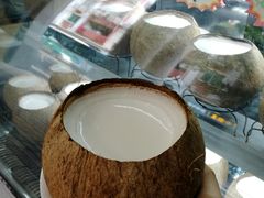 -椰爺爺·椰子冻砵仔糕