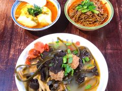-蓝田九大碗民俗食府(蓝田店)
