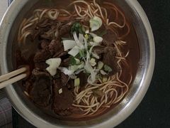 -薛记襄阳香辣牛肉面(平安路店)