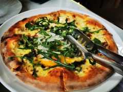 新鲜黑松露温泉蛋披萨-IL Forno 意坊·意大利餐厅(花园店)