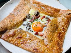 鸡蛋蘑菇熏肉荞麦可丽饼-RAC BAR(安福路店)