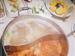 -左庭右院鲜牛肉火锅(浦江欢乐颂店)