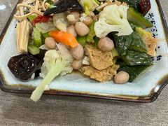 -李春秋驴肉火烧总店