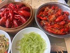 -琥珀老六龙虾(四里河店)
