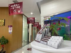 -雅悦齿科(顾村公园店)