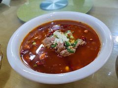 水煮牛肉-一盐堂本帮菜(外滩店)