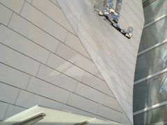 android_upload_pic-巴黎路易威登基金会艺术中心 
