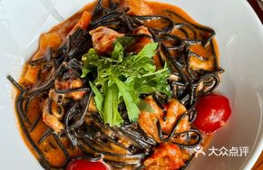 Spicy Lobster and Squid Noodles