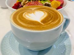 咖啡拿铁-théATRE茶聚场·餐厅(环球金融中心店)