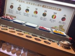 -七欣天香辣蟹火锅(上海银亿滨江店)