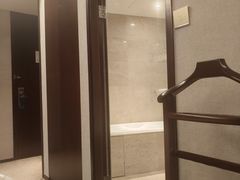 -上海龙之梦万丽酒店