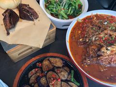 -鸽子侯·家宴·平价海鲜(市图书馆店)