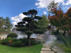 -七彩云南古滇温泉山庄