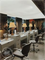 -变画·发型STUDIO