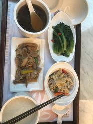-莉泽月子中心(凯旋江景店)