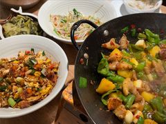 -聚鑫朋酸菜肥肠(文艺路口店)