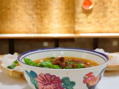 -窄巷口生烫牛肉米线(客村店)