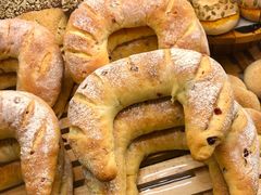 -Dough&Joe团憩(瑞虹天地月亮湾店)