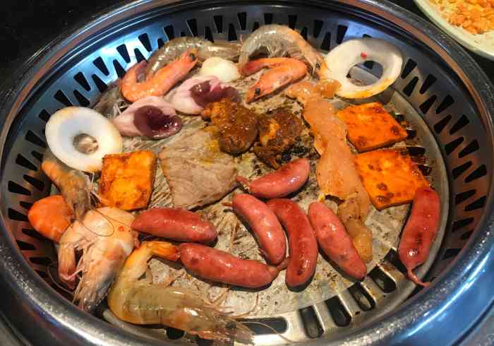 兰州中心韩盛自助烤肉,种类非常丰富,味道超级棒,好评