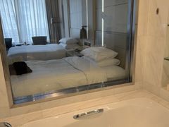 -上海漕河泾万丽酒店