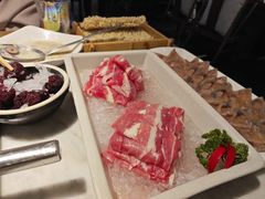 -尚尚仙·酸汤猪手·猪肚鸡火锅(华联万柳购物中心店)