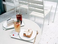 -ADO KAFE(大学城店)
