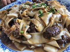 -壹阁胡羊焖饼(特色小吃街店)