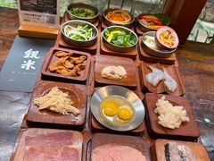 -银米·云南传统过桥米线(双廊黑金冠店)