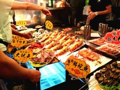 -六合夜市