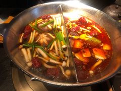 -湊湊火锅·茶憩(新中关购物中心店)