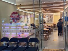 -煲仔皇腊味煲仔饭(经四万达店)