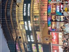 -吴山路夜市