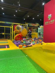 -蹦蹦跳跳(新奥购物中心店)