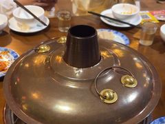 -岳记兴隆·青城腊排铜火锅(融创店)