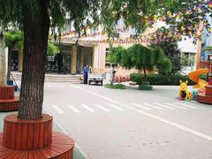 -红黄蓝幼儿园(颐东苑店)