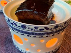 鲜鲍鱼红烧黑猪肉-宁波状元楼酒店(和义路店)