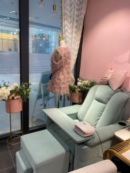 -花系美·美甲美睫精品店