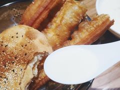 -弄堂咪道-饭香·面香·馄饨香(钦州北路田尚坊店)