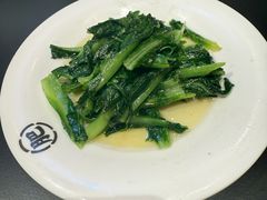 -肥肥虾庄·金牌油焖大虾(汉口城市广场店)