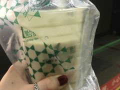 冰淇淋红茶-1点点(龙洞店)